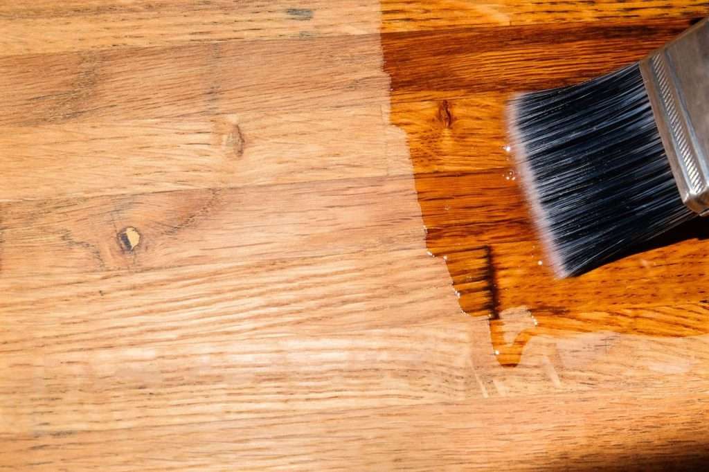 Ways to Paint Laminate Floors